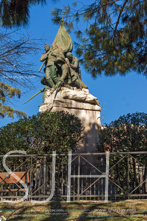 MADRID, SPAIN - JANUARY 22, 2018:  Monument to General Vara de Rey and the Heroes of Caney in City of Madrid, Spain